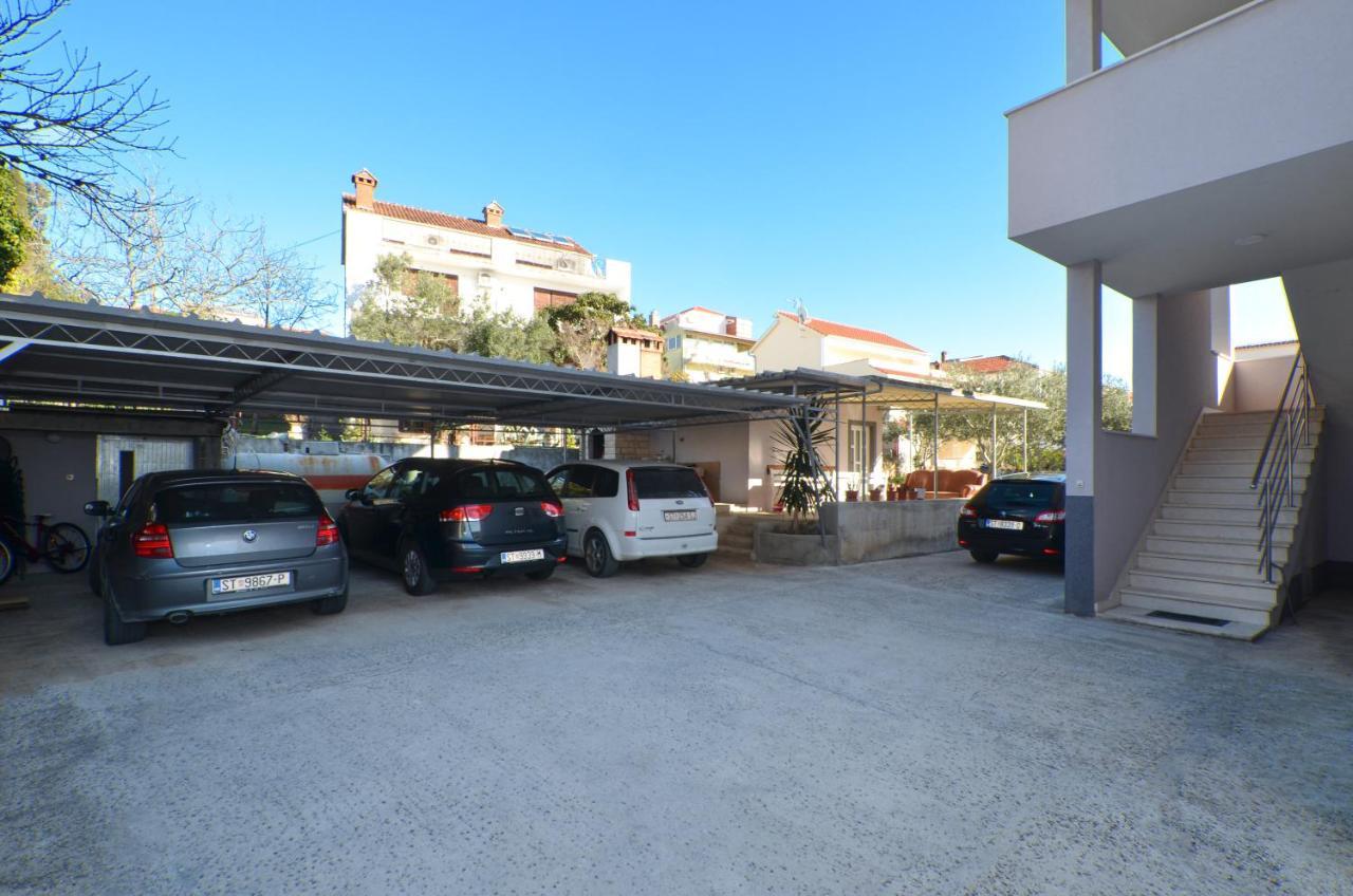 טרוגיר Copacabana Beach Apartments מראה חיצוני תמונה