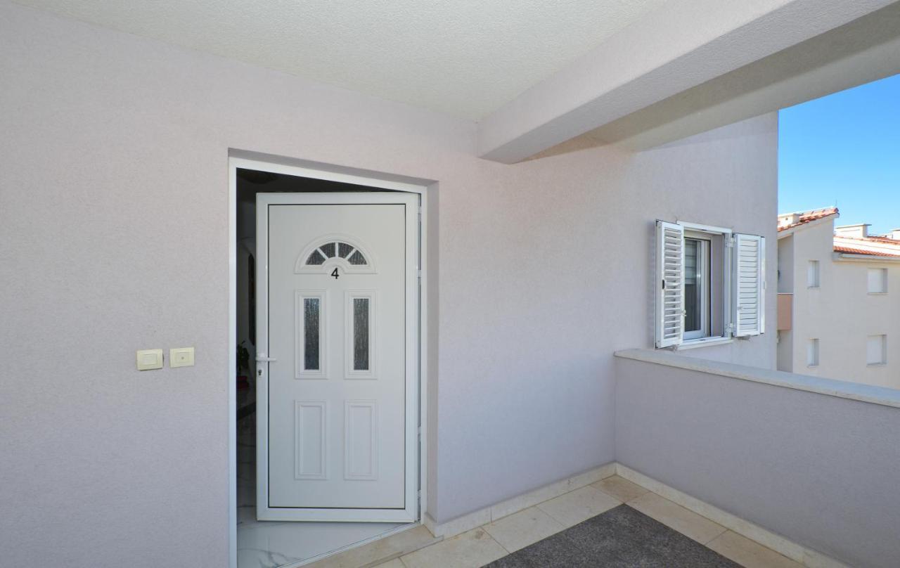 טרוגיר Copacabana Beach Apartments מראה חיצוני תמונה