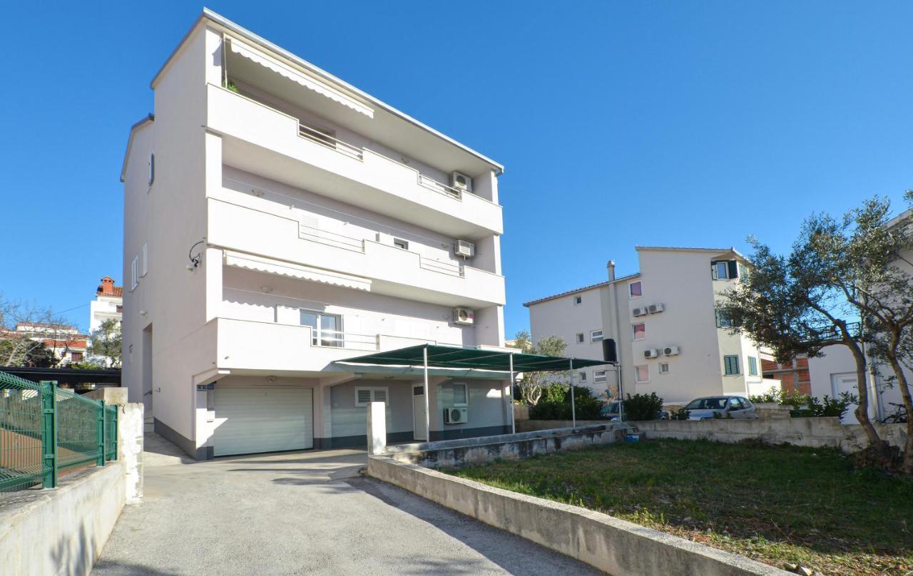 טרוגיר Copacabana Beach Apartments מראה חיצוני תמונה